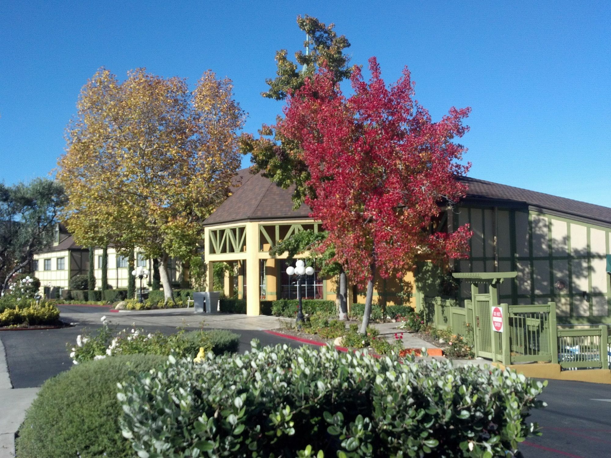 Vinland Hotel And Lounge Solvang Exteriör bild